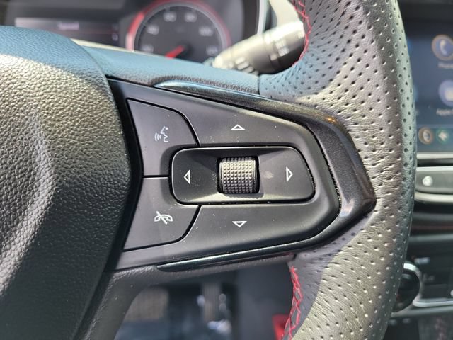 Used 2021 Chevrolet TrailBlazer RS w/ Sun and Liftgate Package AWD/4WD image 19