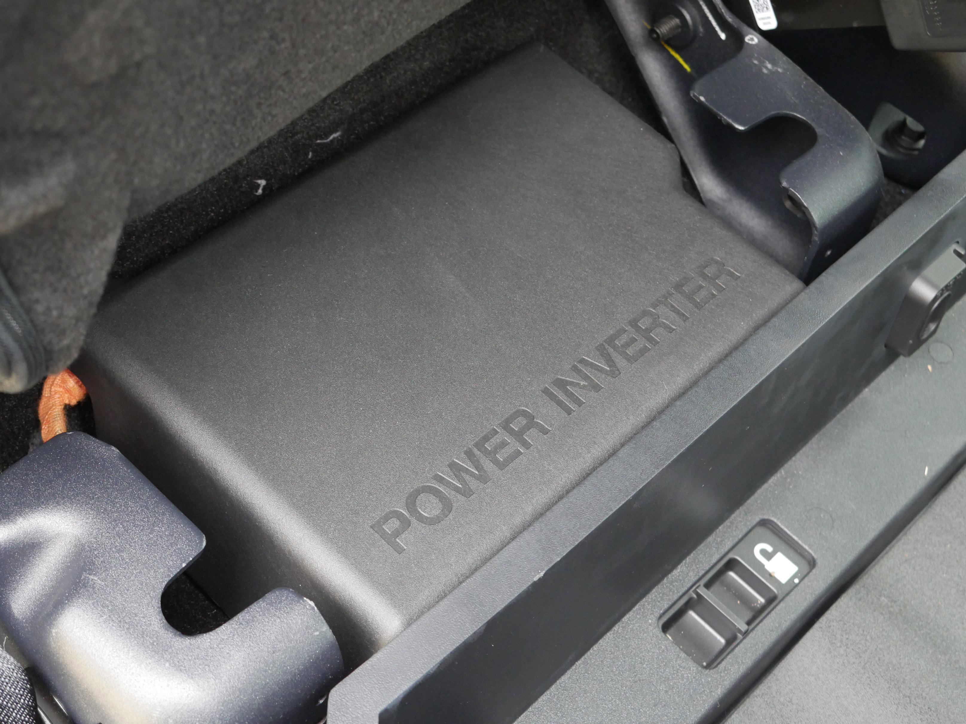 Certified 2022 Ford F150 Raptor w/ Raptor 37 Performance Package image 39