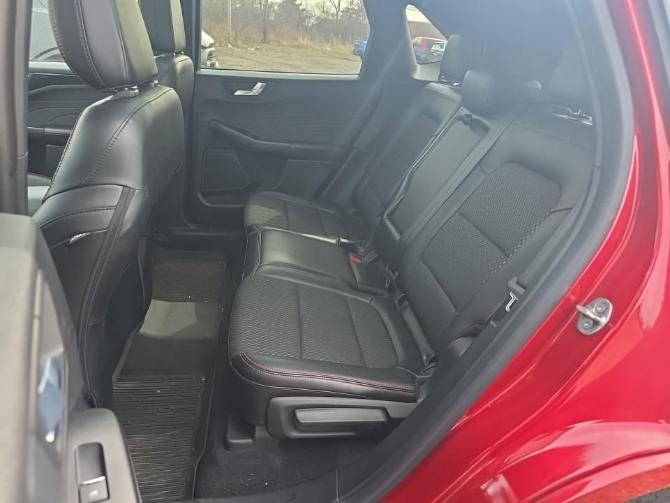 Certified 2023 Ford Escape ST-Line AWD/4WD image 12