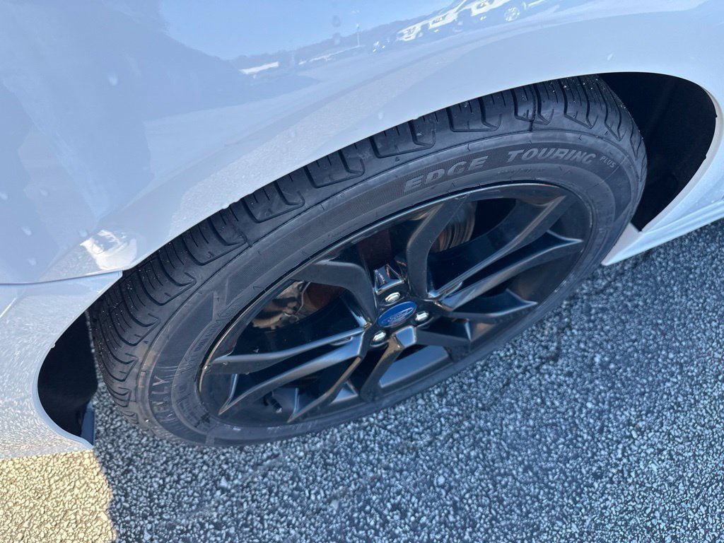 Certified 2019 Ford Fusion SE FWD image 8
