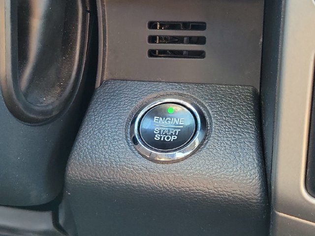 Certified 2022 Ford F350 Lariat w/ Tremor Off-Road Package AWD/4WD image 21