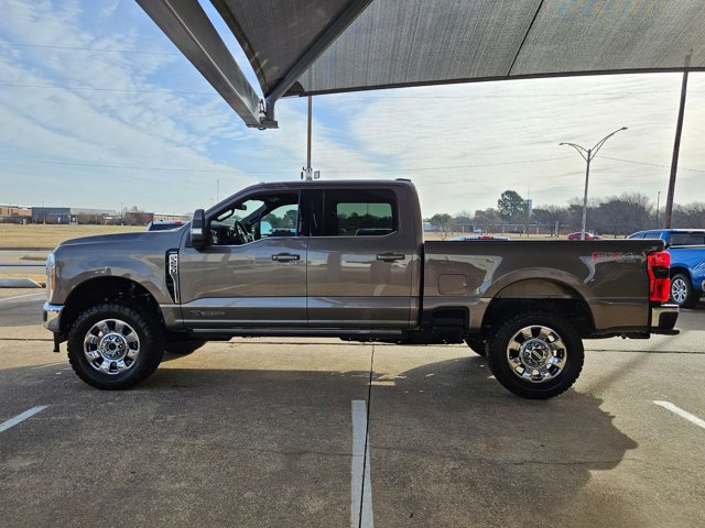 Certified 2023 Ford F250 Lariat w/ Lariat Ultimate Package image 8