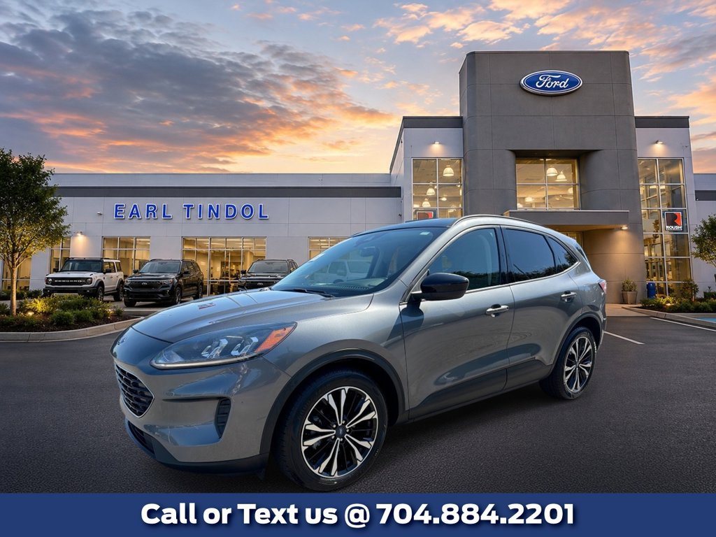 Certified 2022 Ford Escape SE w/ SE Sport Appearance Package FWD image 1