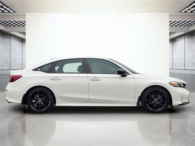 Used 2025 Honda Civic Sport image 4