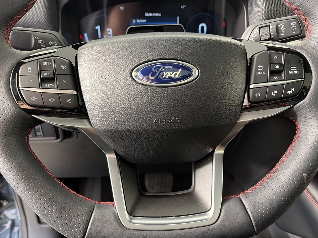 Certified 2025 Ford Explorer ST-Line w/ Premium Package image 16