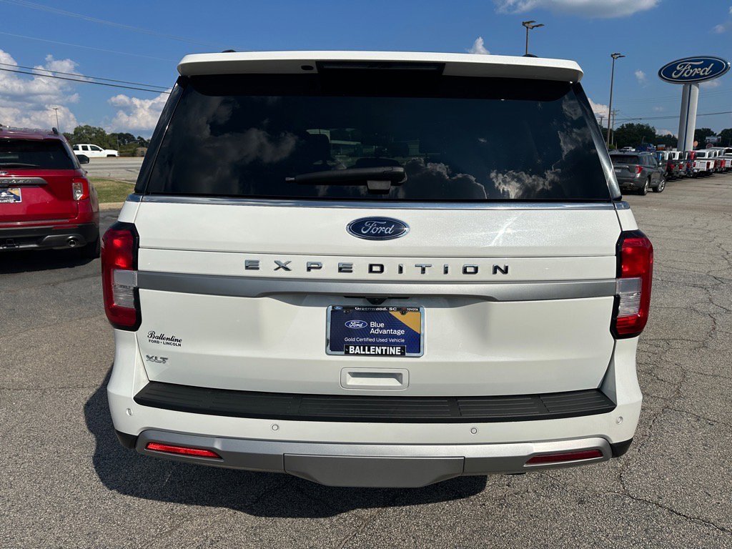 Certified 2024 Ford Expedition XLT image 4