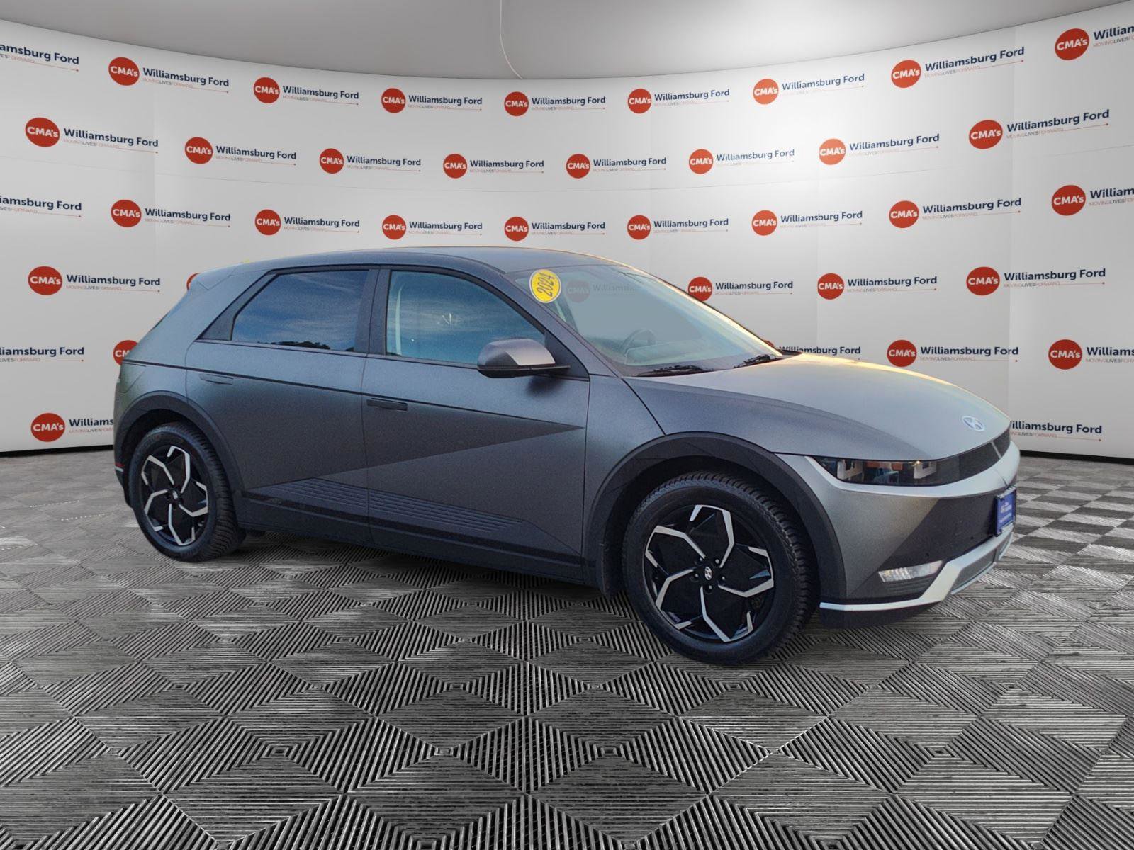 Used 2024 Hyundai Ioniq 5 SEL AWD/4WD image 7