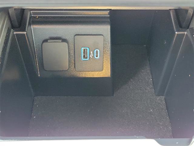 Certified 2023 Ford Explorer XLT w/ Equipment Group 202A image 31