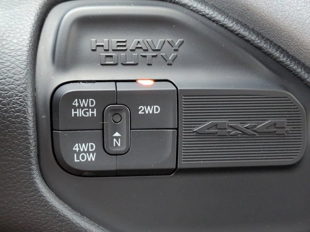 Used 2024 RAM 3500 Big Horn AWD/4WD image 23