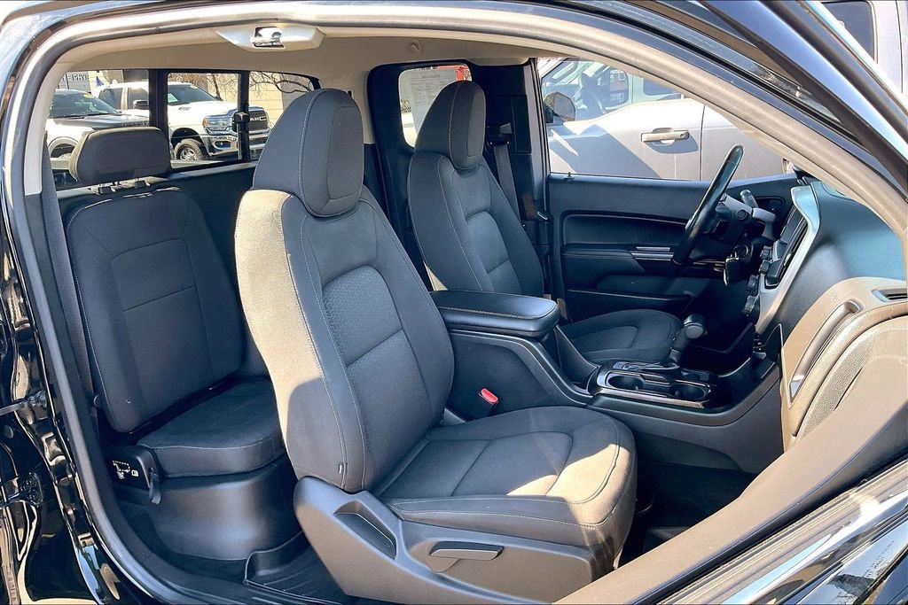 Used 2017 GMC Canyon SLE w/ SLE Convenience Package image 6