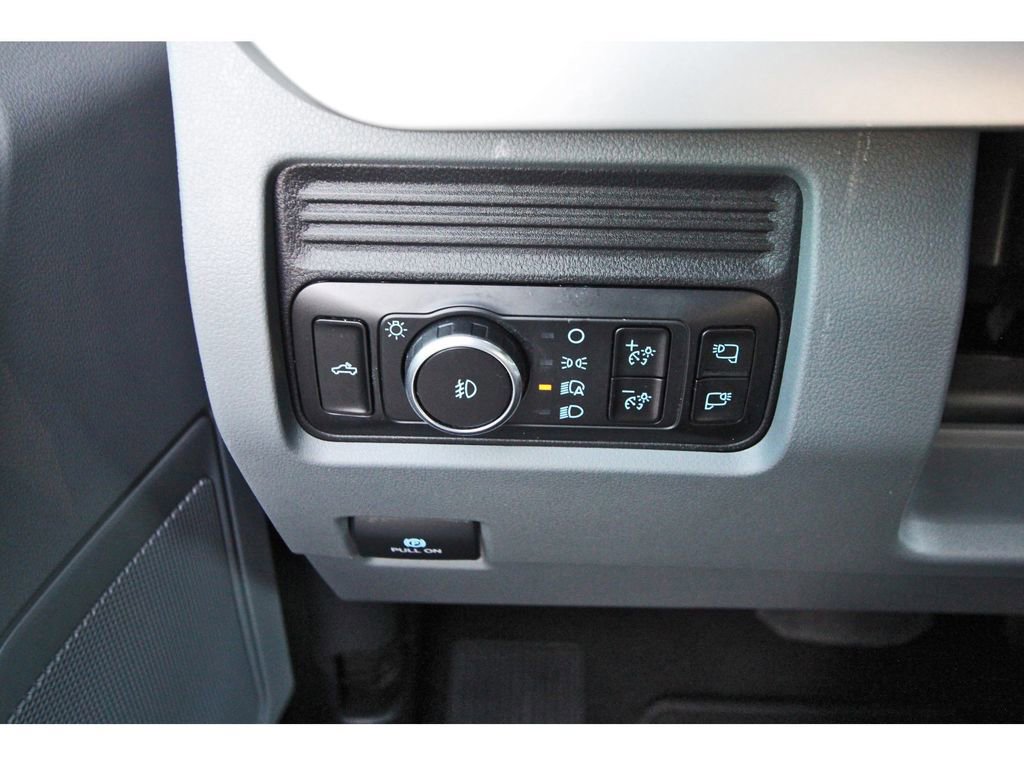 Certified 2025 Ford F250 XLT w/ FX4 Off-Road Package image 22