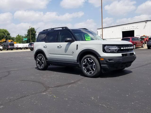Certified 2023 Ford Bronco Sport Outer Banks w/ Tech Package AWD/4WD image 9
