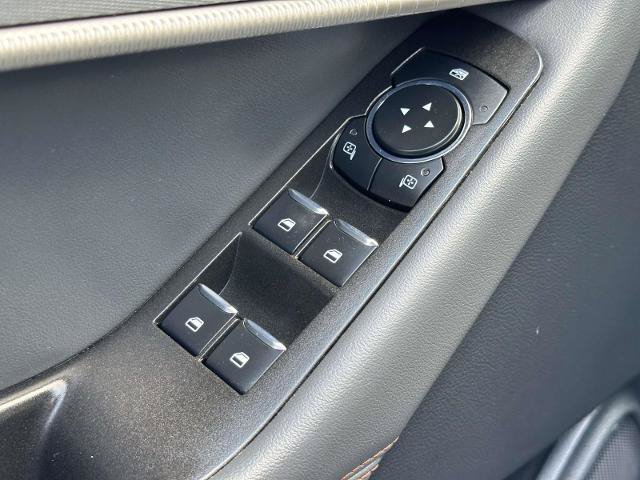 Certified 2025 Ford Explorer Active AWD/4WD image 17