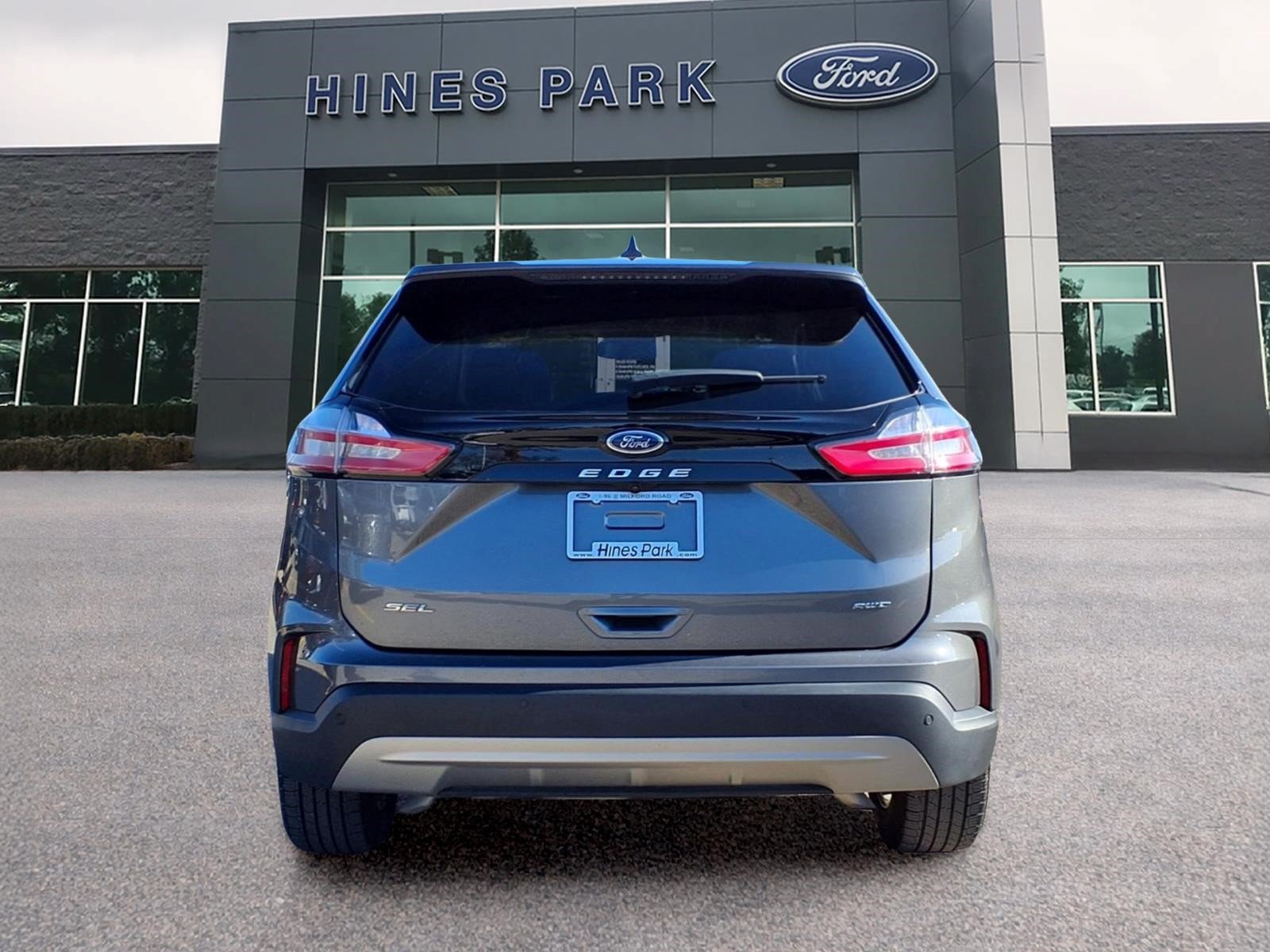 Certified 2024 Ford Edge SEL w/ Convenience Package AWD/4WD image 5