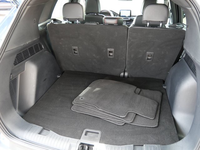 Certified 2026 Ford Escape ST-Line AWD/4WD image 9