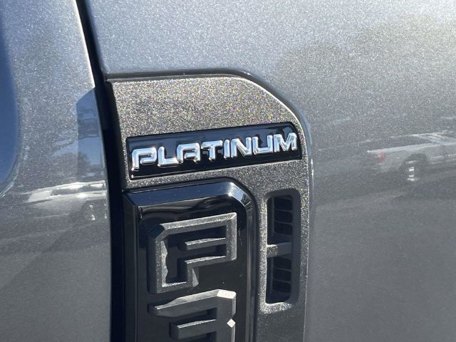 Certified 2026 Ford F350 Platinum w/ FX4 Off-Road Package AWD/4WD image 8