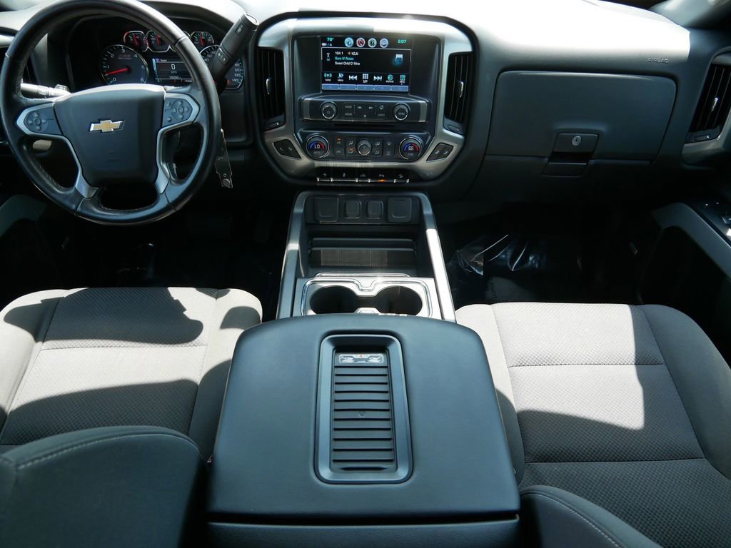 Used 2018 Chevrolet Silverado 1500 LT w/ All Star Edition AWD/4WD image 13