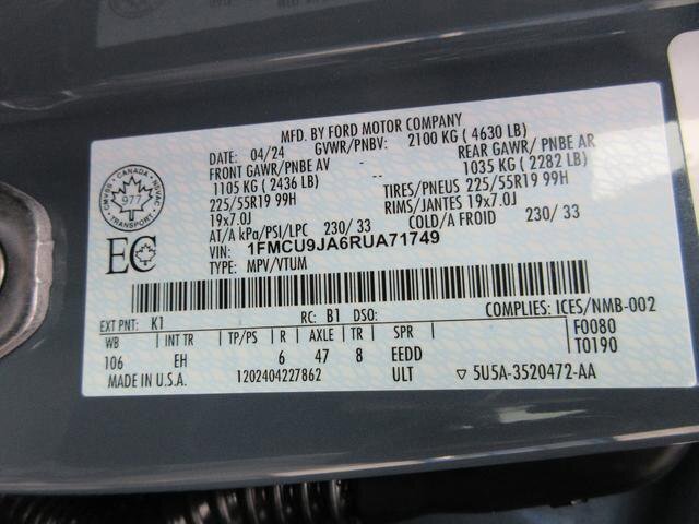 Certified 2024 Ford Escape Platinum AWD/4WD image 11