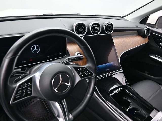 Used 2024 Mercedes-Benz GLC 300 image 23