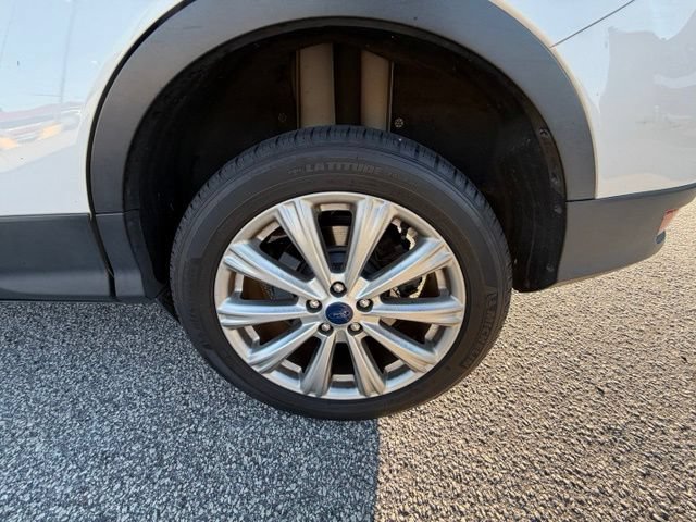 Certified 2017 Ford Escape Titanium AWD/4WD image 5
