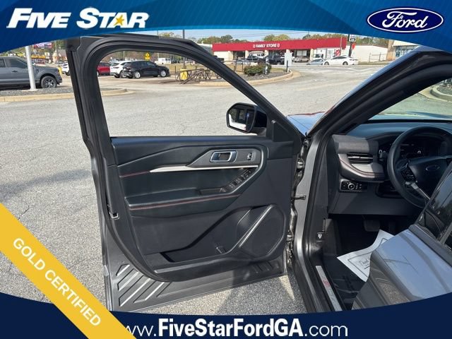 Certified 2025 Ford Explorer ST-Line AWD/4WD image 10