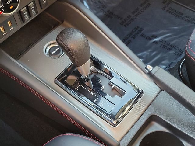 Used 2024 Mitsubishi Outlander Sport 2.0 ES image 17