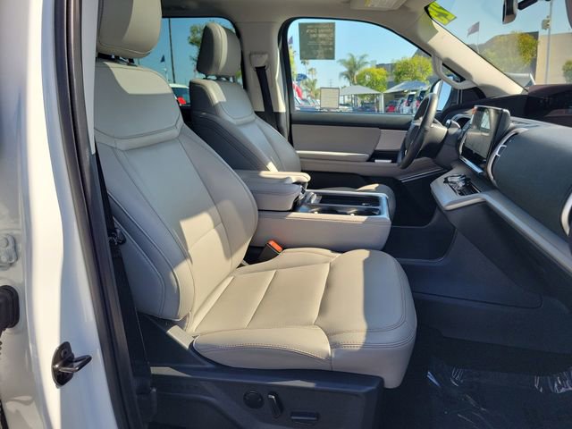 Certified 2025 Ford Expedition Active RWD image 17