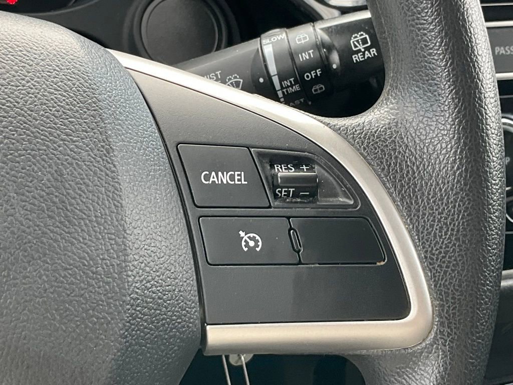 Used 2019 Mitsubishi Outlander ES image 6