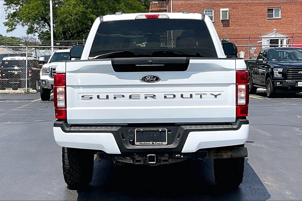 Certified 2022 Ford F250 XLT AWD/4WD image 3