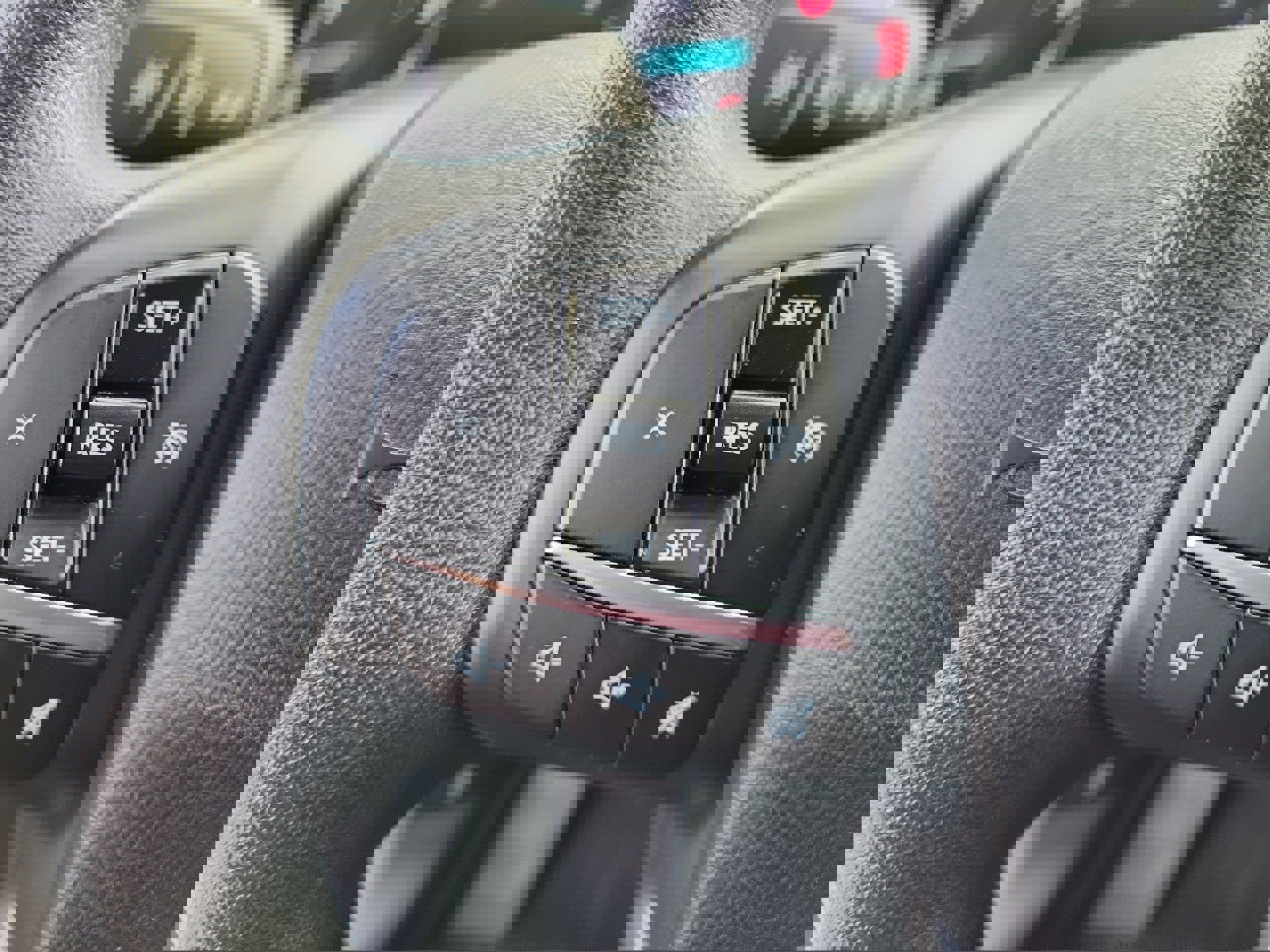 Certified 2020 Ford Escape SE image 24