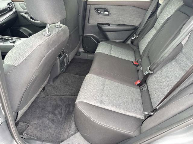 Used 2023 Nissan Rogue SV AWD/4WD image 15