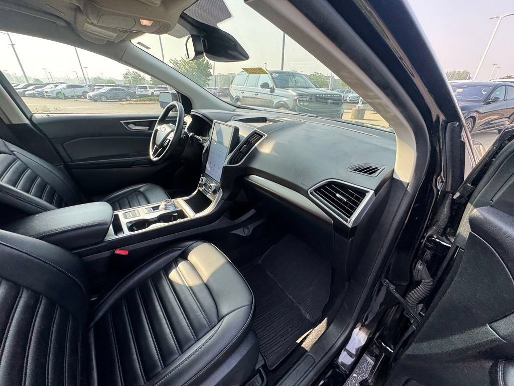 Certified 2024 Ford Edge SEL w/ Convenience Package AWD/4WD image 19