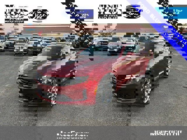 Used 2021 Chevrolet Camaro LT image 1