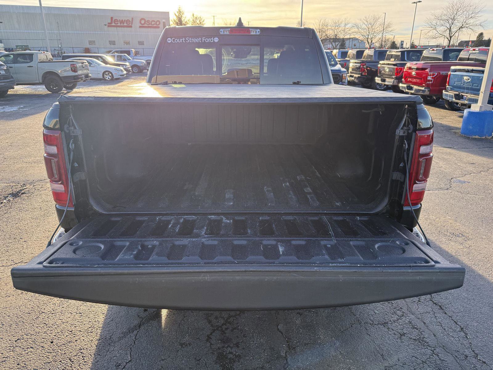 Used 2022 RAM 1500 Laramie image 9