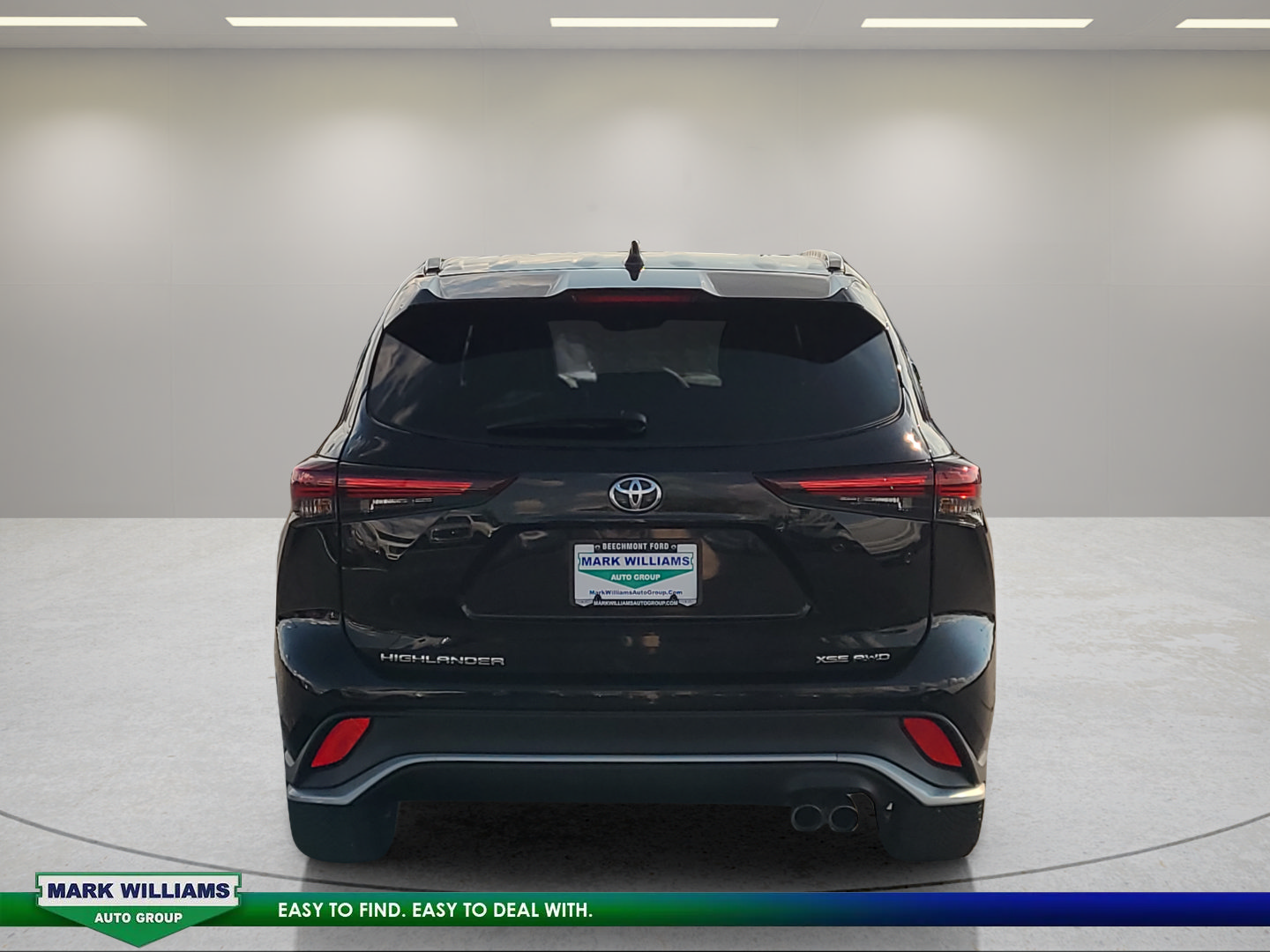Used 2024 Toyota Highlander XSE AWD/4WD image 5