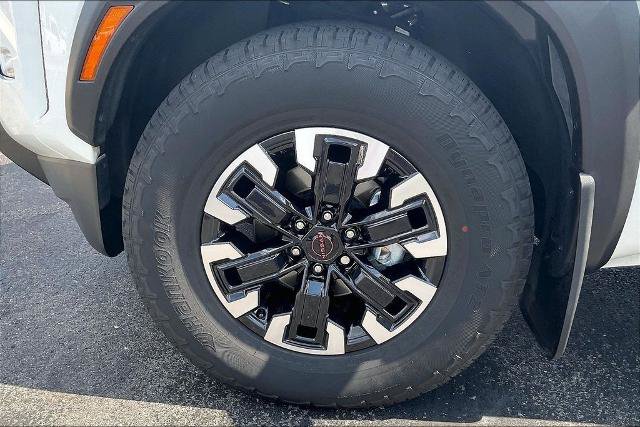 Used 2024 Nissan Frontier Pro-X RWD image 9