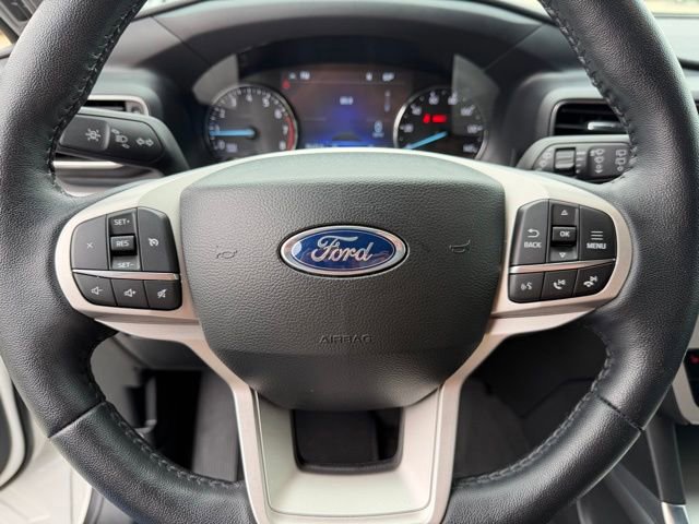 Certified 2023 Ford Explorer XLT w/ Equipment Group 202A RWD image 14