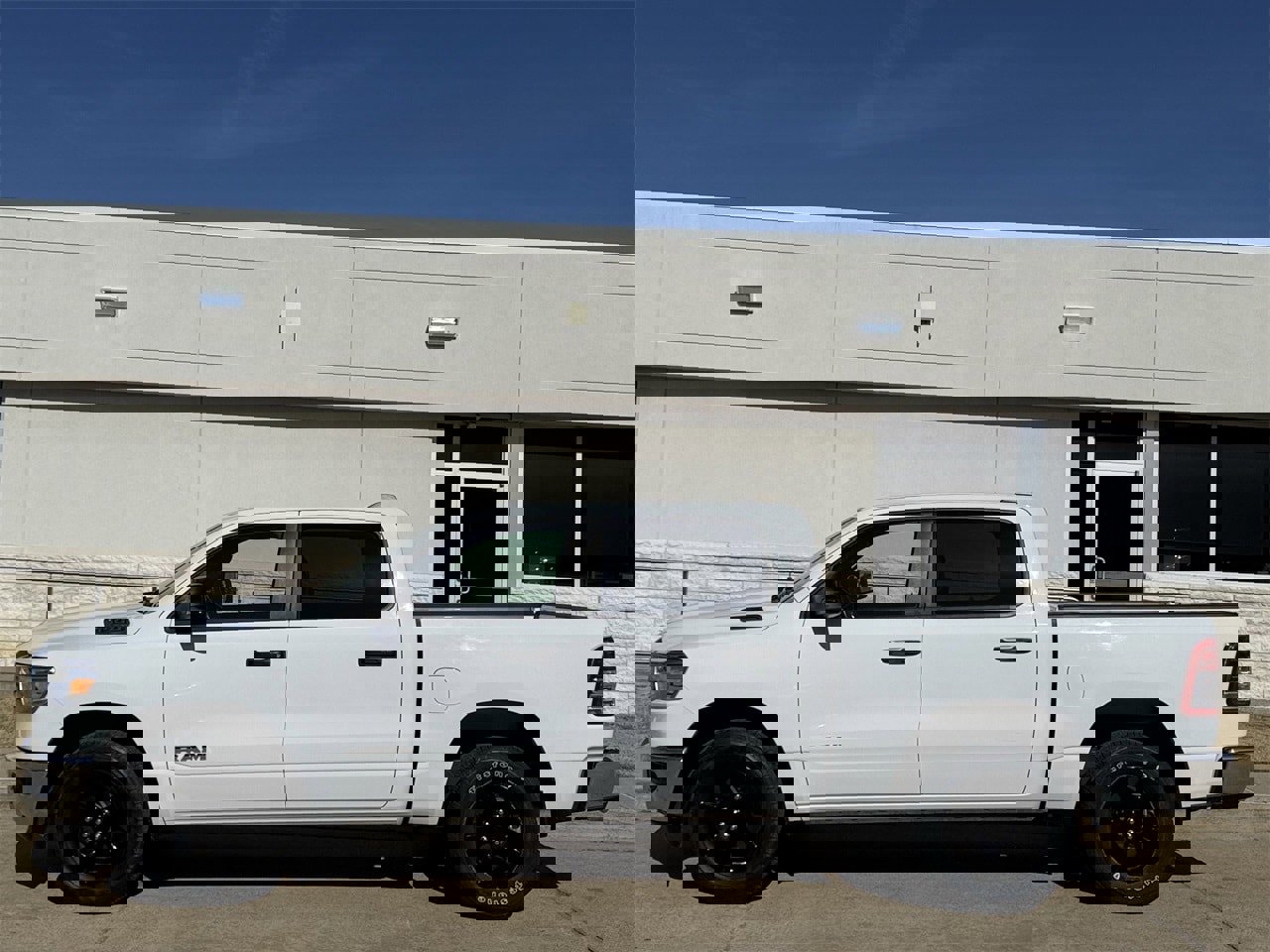 Used 2023 RAM 1500 Big Horn image 3