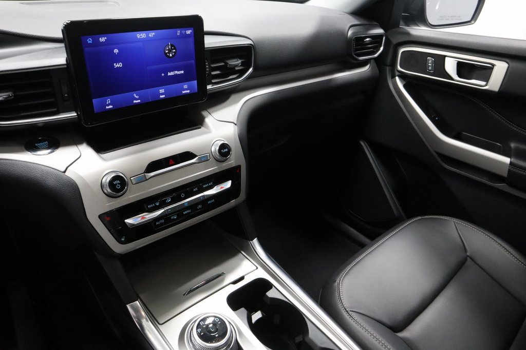 Certified 2023 Ford Explorer XLT w/ Equipment Group 202A image 31