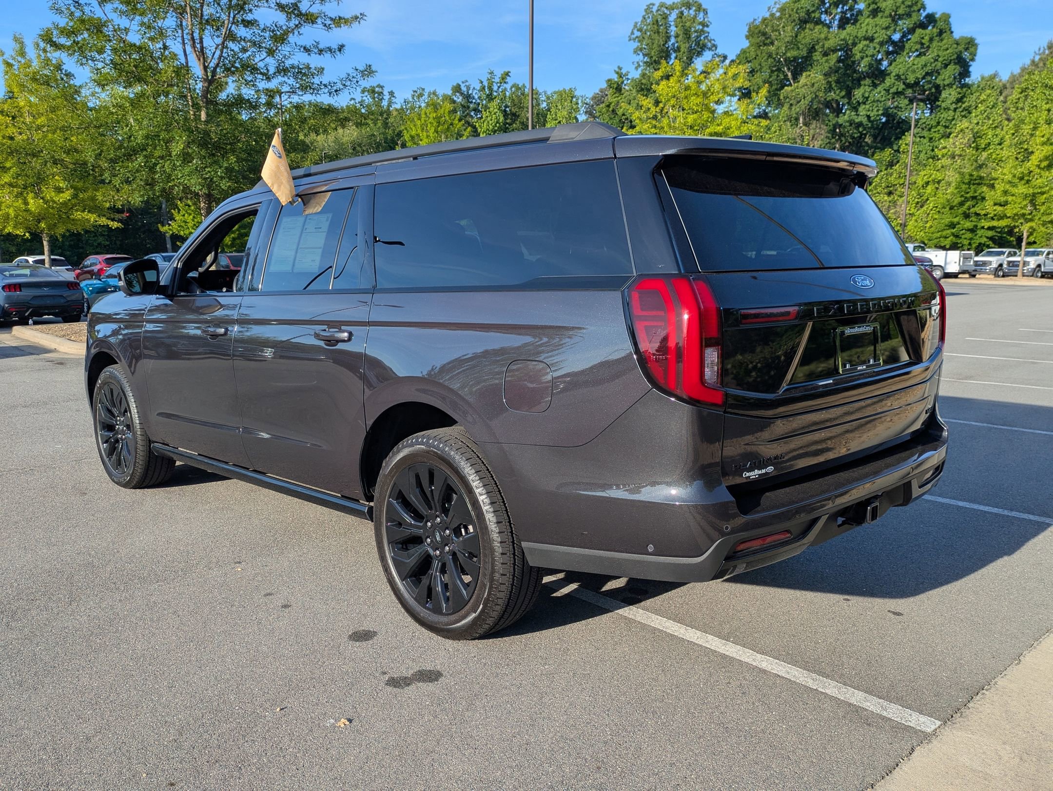 Certified 2025 Ford Expedition Max Platinum w/ Stealth Appearance Package AWD/4WD image 6