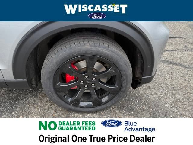 Certified 2022 Ford Explorer ST w/ Equipment Group 401A image 35