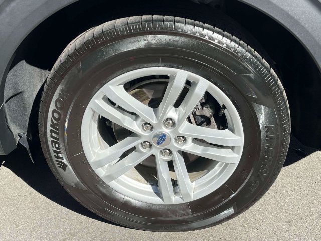 Certified 2023 Ford Explorer XLT RWD image 11