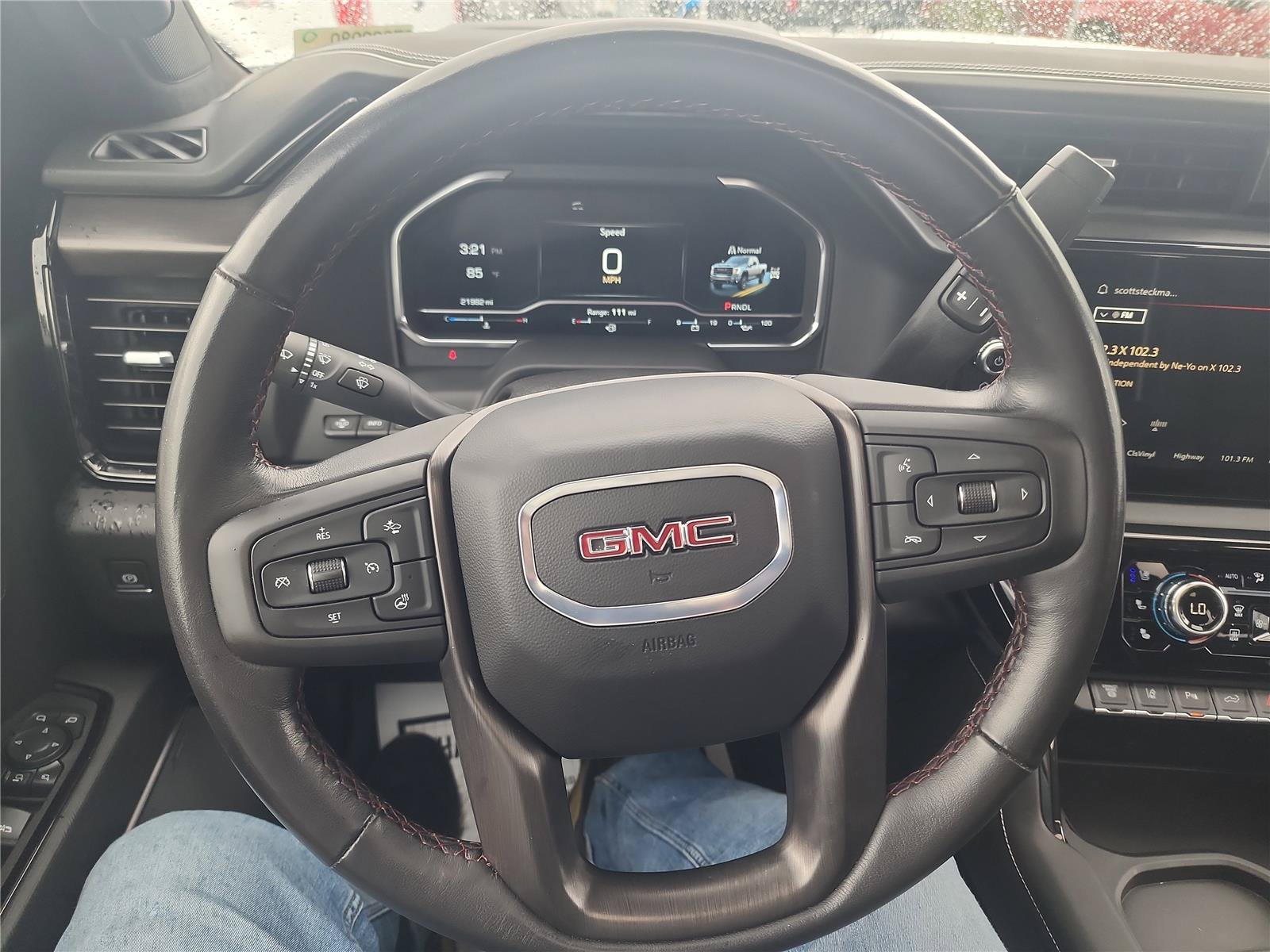 Used 2025 GMC Sierra 2500 AT4X w/ AT4X AEV Edition AWD/4WD image 43