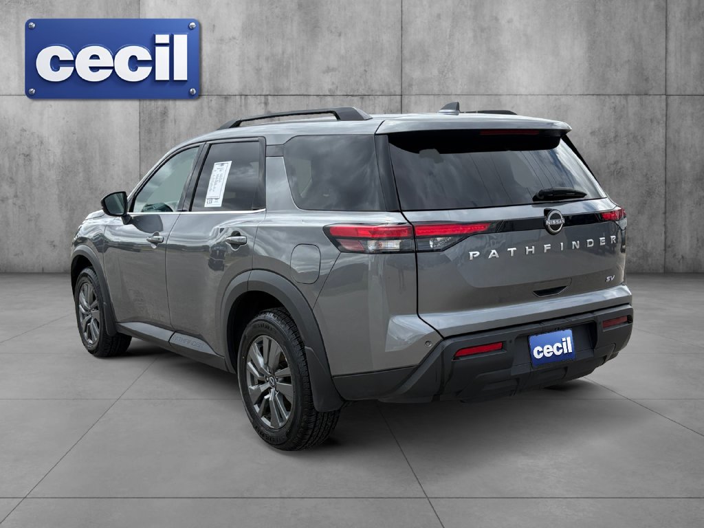 Used 2024 Nissan Pathfinder SV FWD image 7