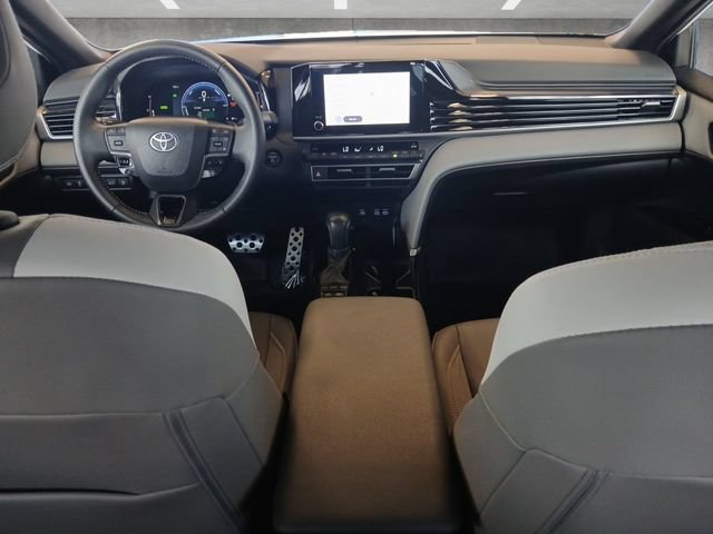 Used 2025 Toyota Camry SE FWD image 21