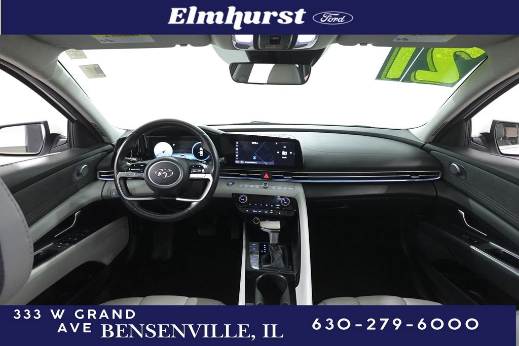 Used 2021 Hyundai Elantra Limited image 7
