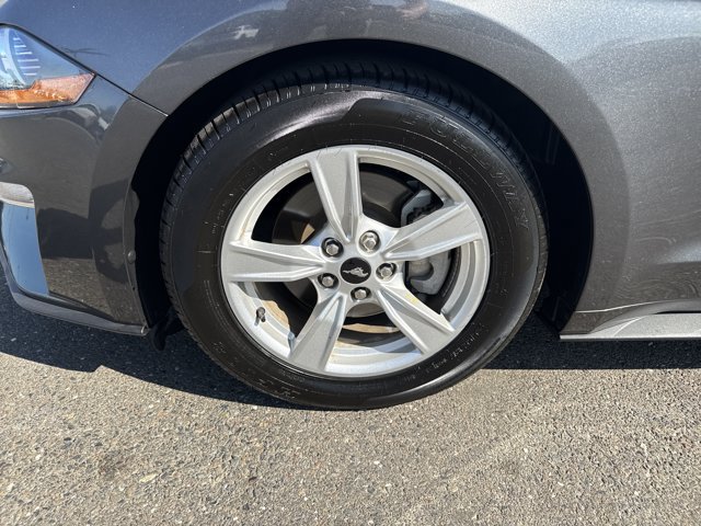 Certified 2020 Ford Mustang Coupe RWD image 9