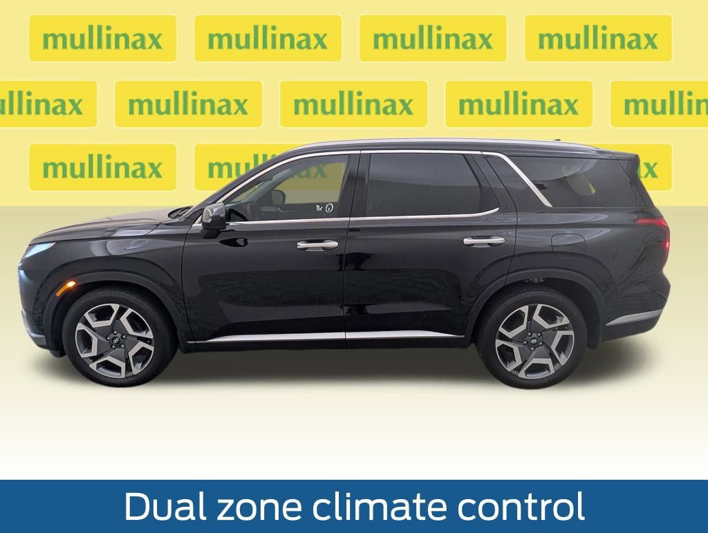 Used 2025 Hyundai Palisade SEL image 2