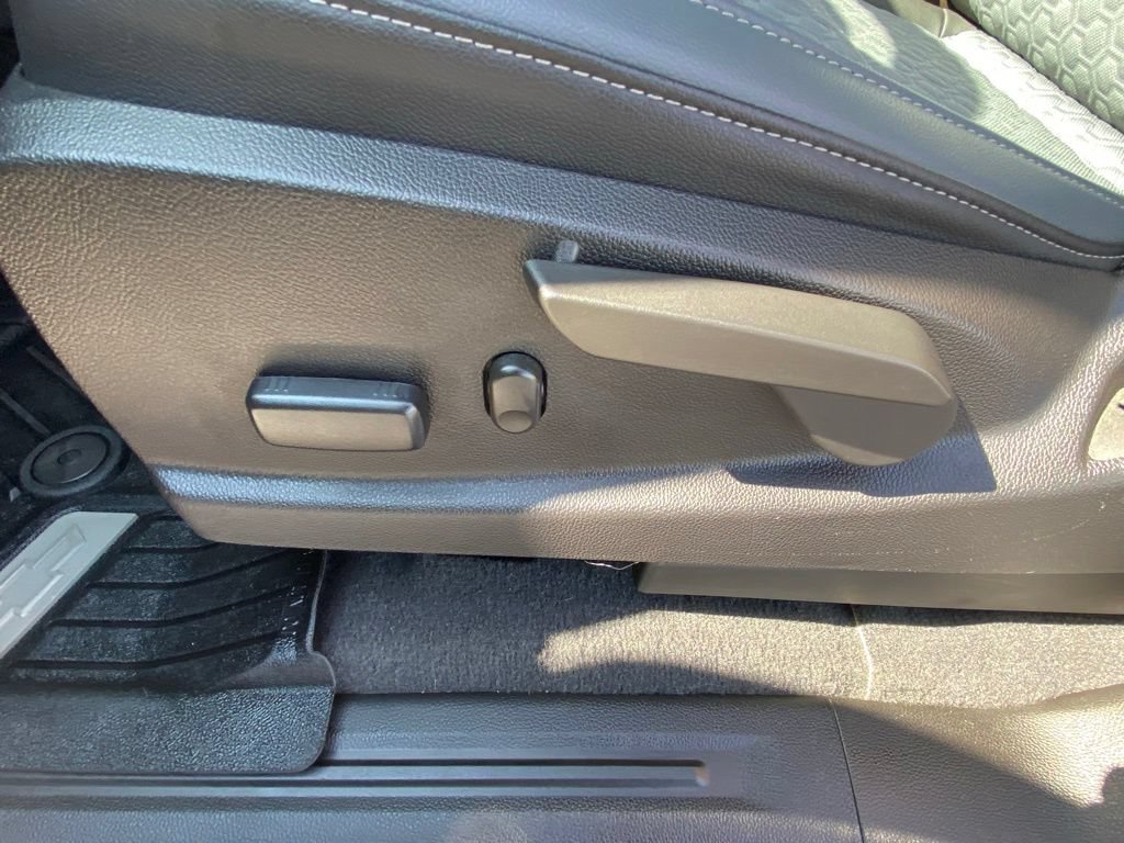 Used 2019 Chevrolet Colorado Z71 AWD/4WD image 10