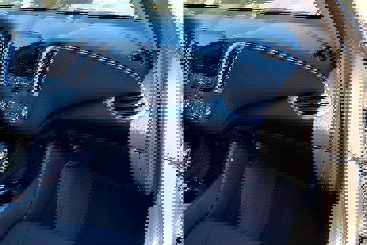 Used 2024 Chevrolet Malibu LS image 19